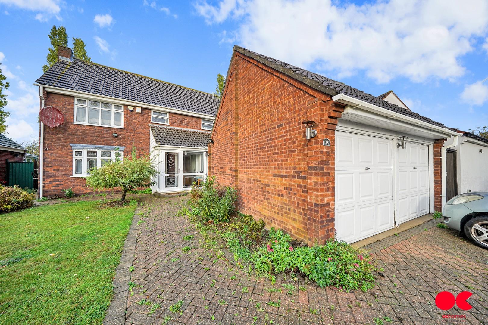 4 bed detached house for sale in Tyle Green, Emerson Park, Hornchurch  - Property Image 15