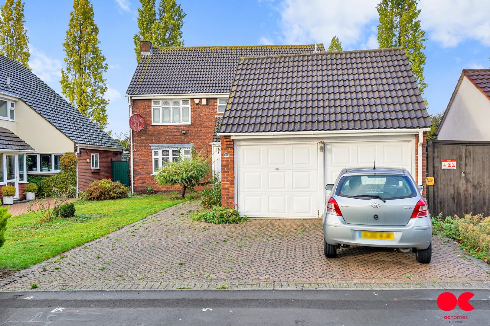4 bed detached house for sale in Tyle Green, Emerson Park, Hornchurch  - Property Image 34