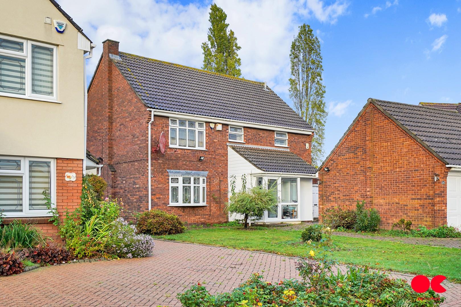 4 bed detached house for sale in Tyle Green, Emerson Park, Hornchurch