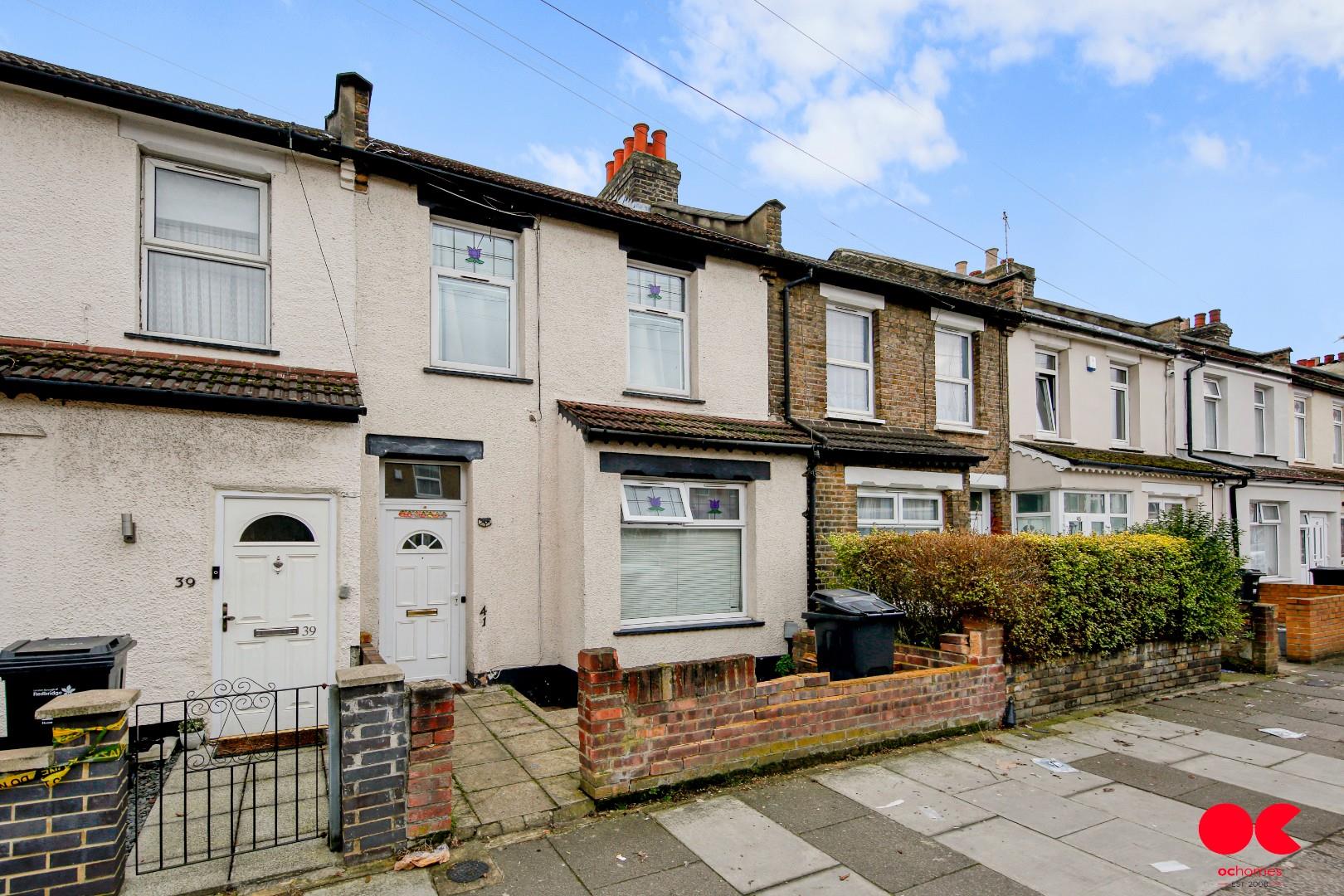 3 bed terraced house for sale in Roman Road, Ilford  - Property Image 24