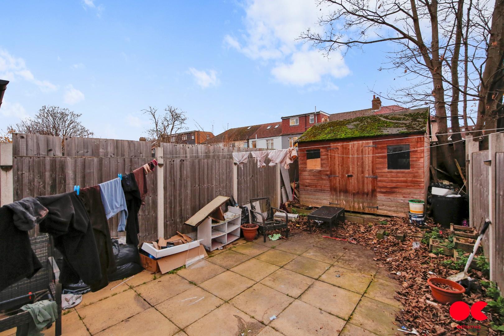 3 bed terraced house for sale in Roman Road, Ilford  - Property Image 23