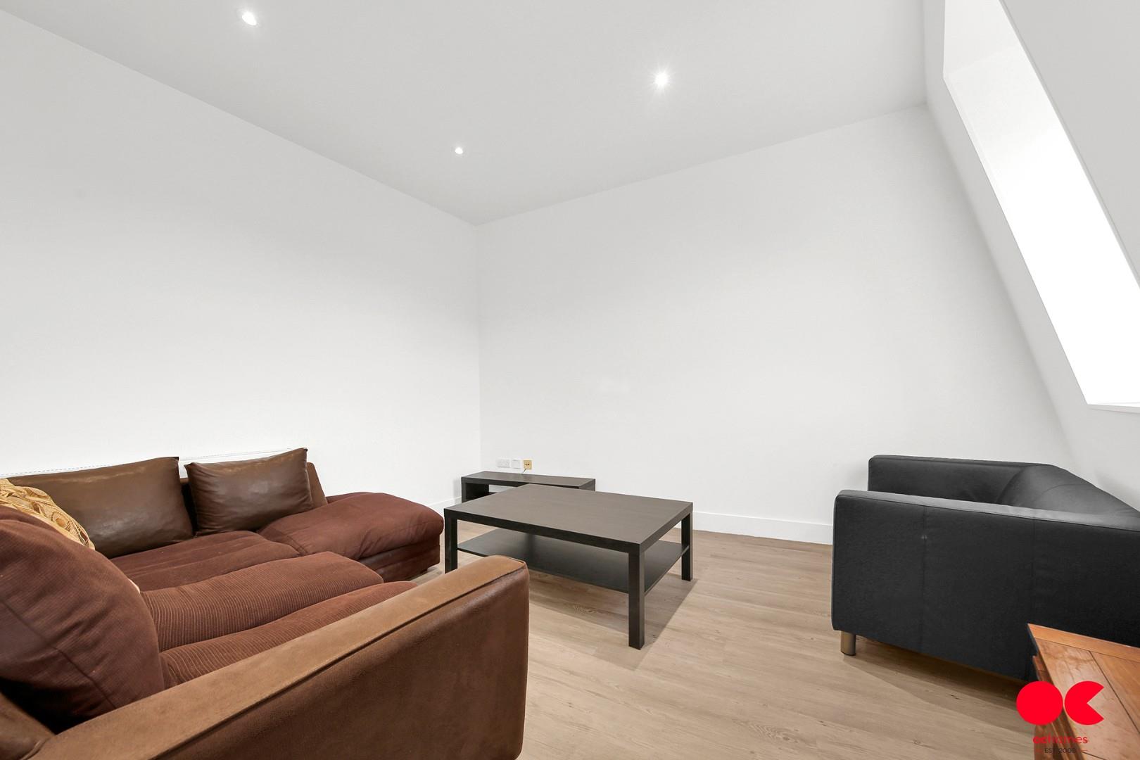 2 bed flat to rent in Cranbrook Road, Ilford  - Property Image 14