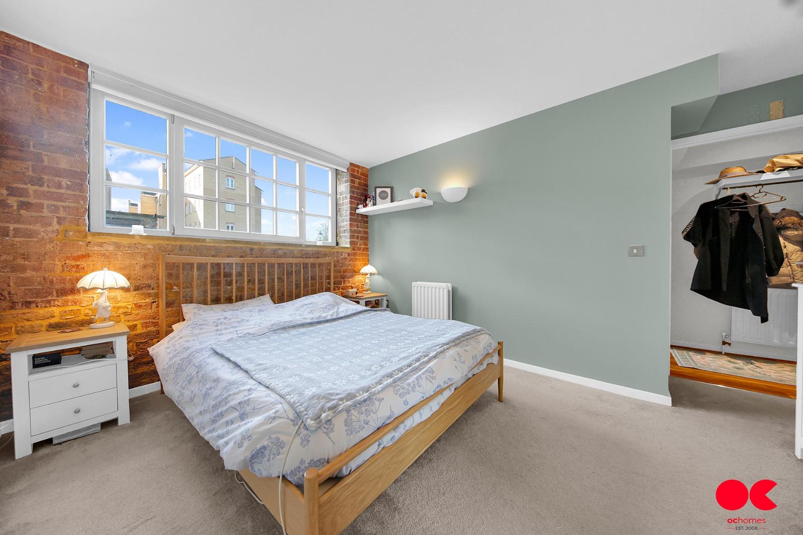 2 bed flat for sale in Kidman Close, Gidea Park  - Property Image 20