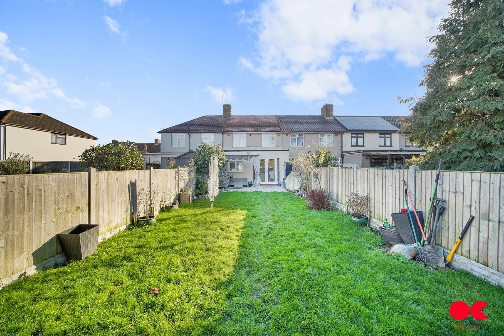 3 bed terraced house for sale in Connor Road, Dagenham  - Property Image 8