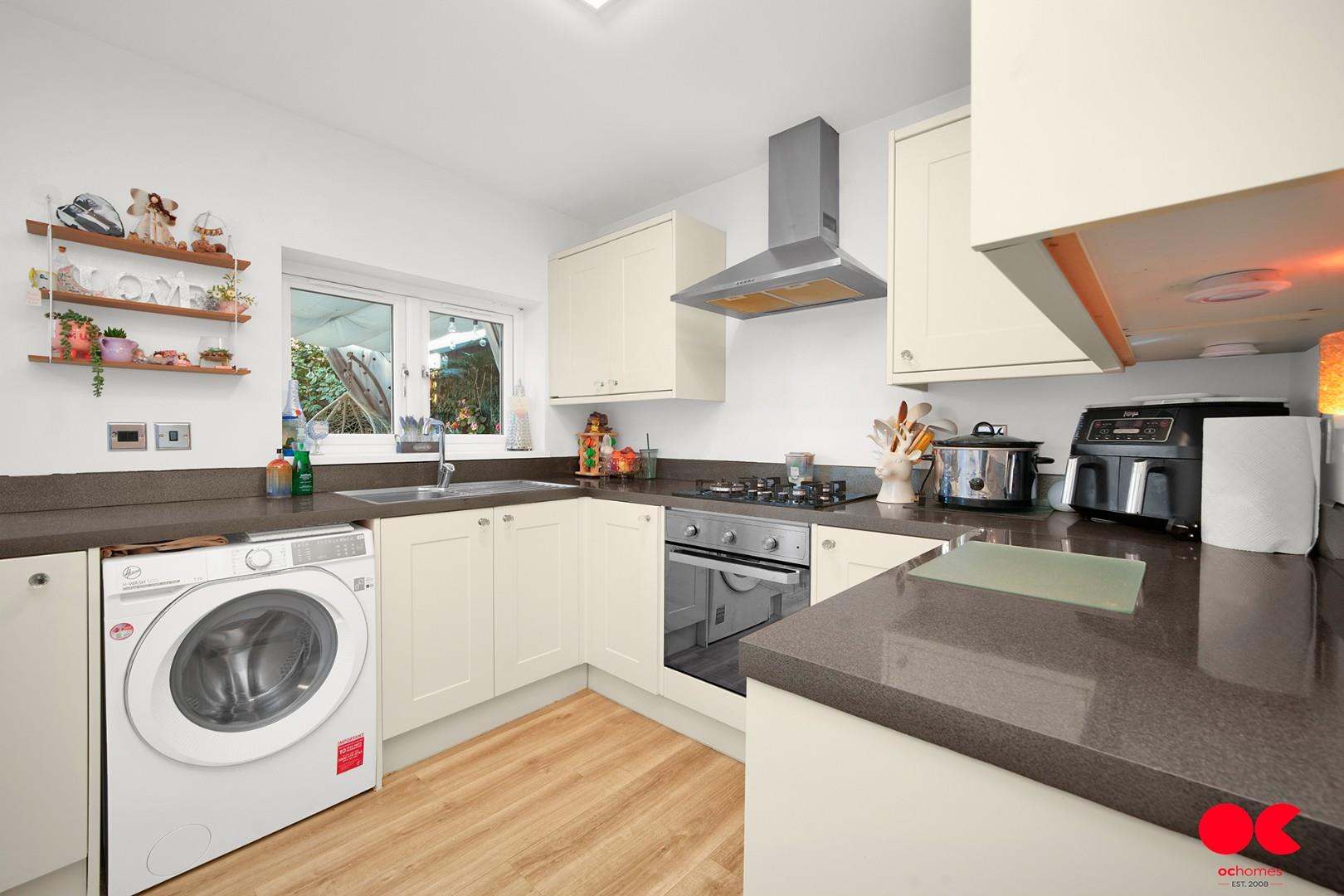 3 bed terraced house for sale in Connor Road, Dagenham  - Property Image 3