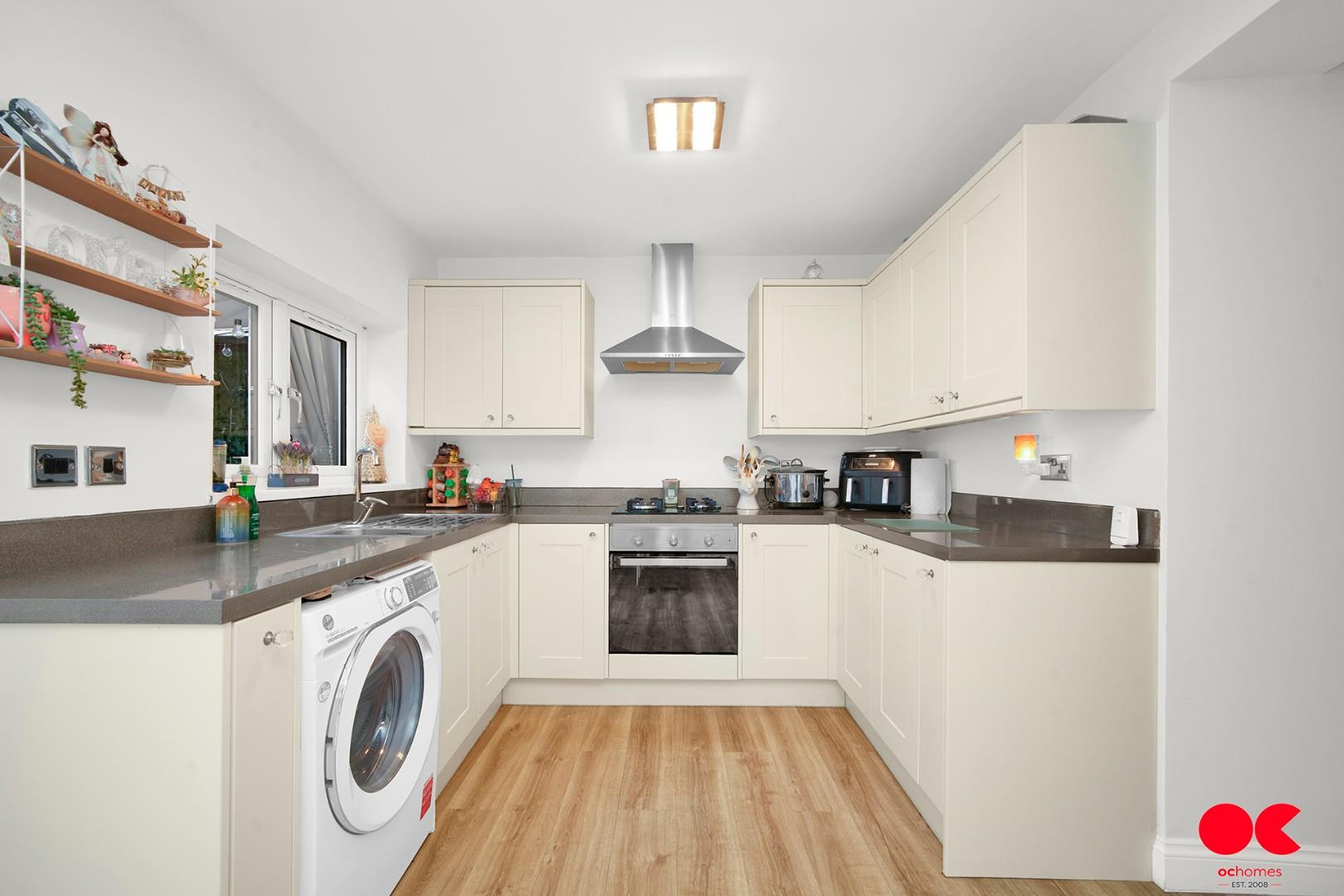 3 bed terraced house for sale in Connor Road, Dagenham  - Property Image 12