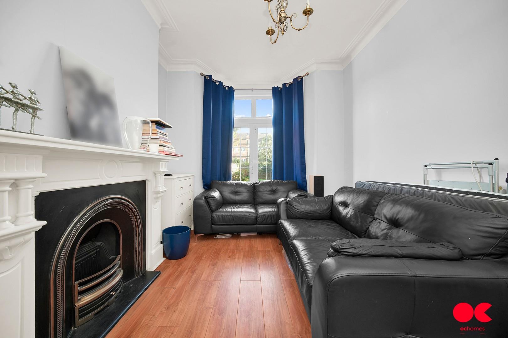 3 bed terraced house for sale in Charlbury Gardens, Goodmayes  - Property Image 14