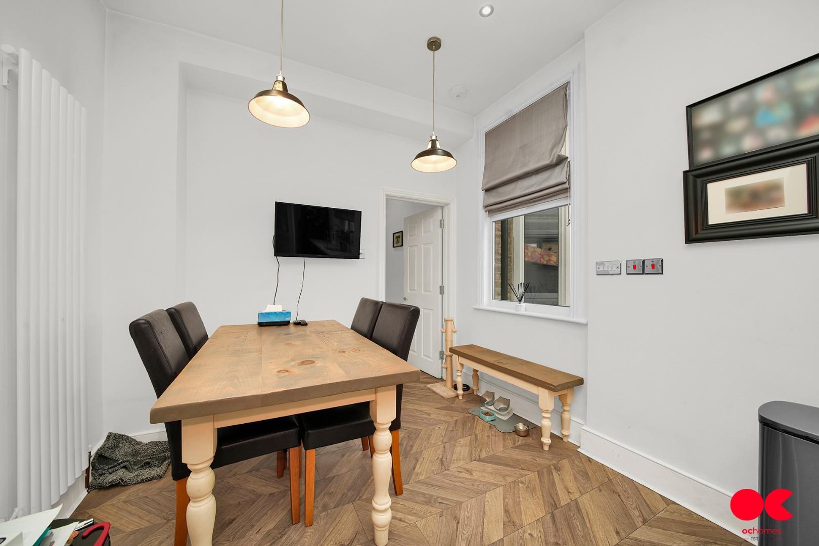 3 bed terraced house for sale in Charlbury Gardens, Goodmayes  - Property Image 21