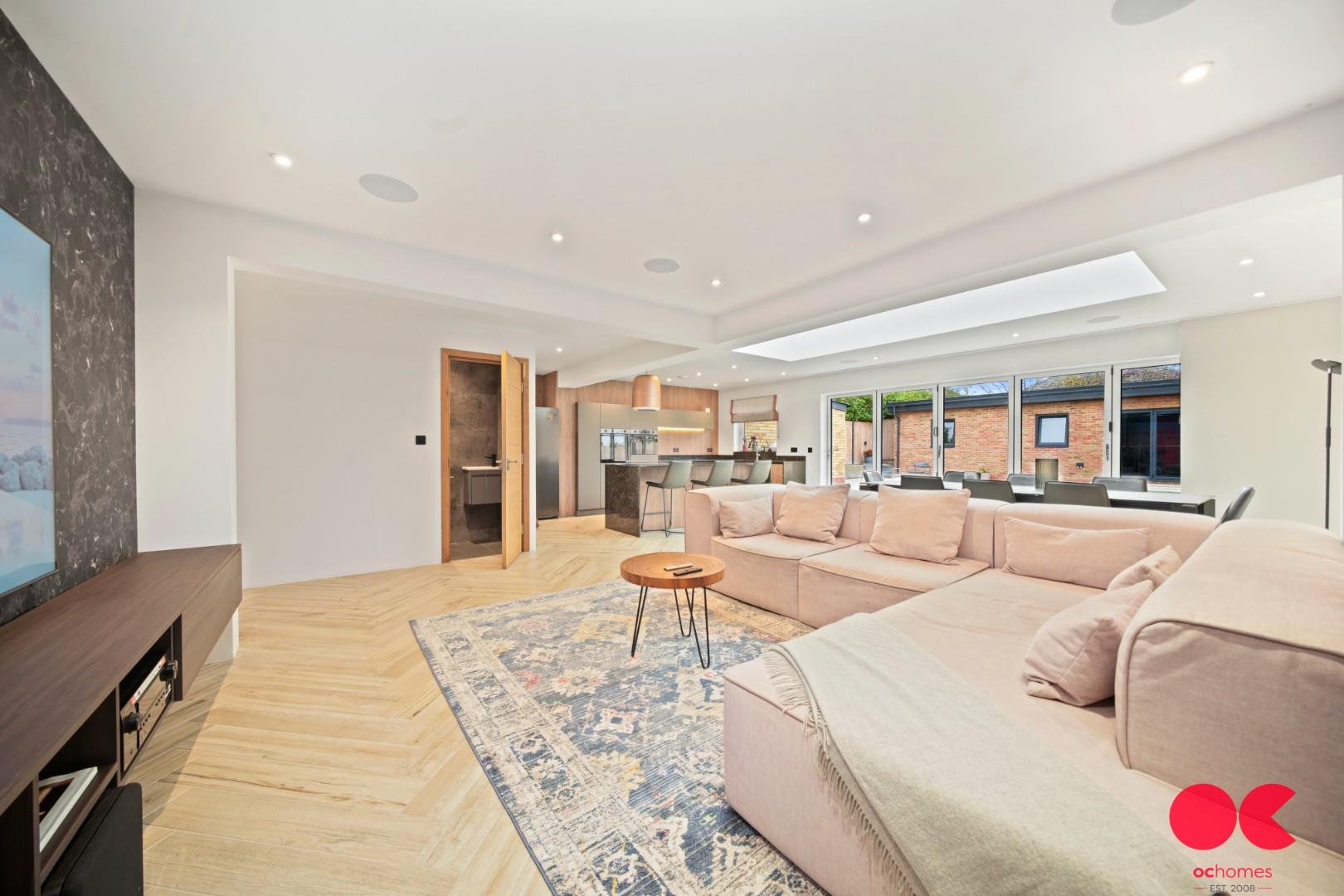 4 bed detached bungalow for sale in Grange Road, Heaton Grange, Romford  - Property Image 27