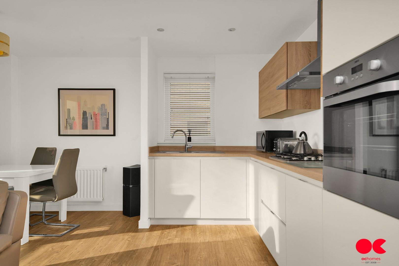 2 bed flat to rent in Handley Page Road, Barking  - Property Image 15