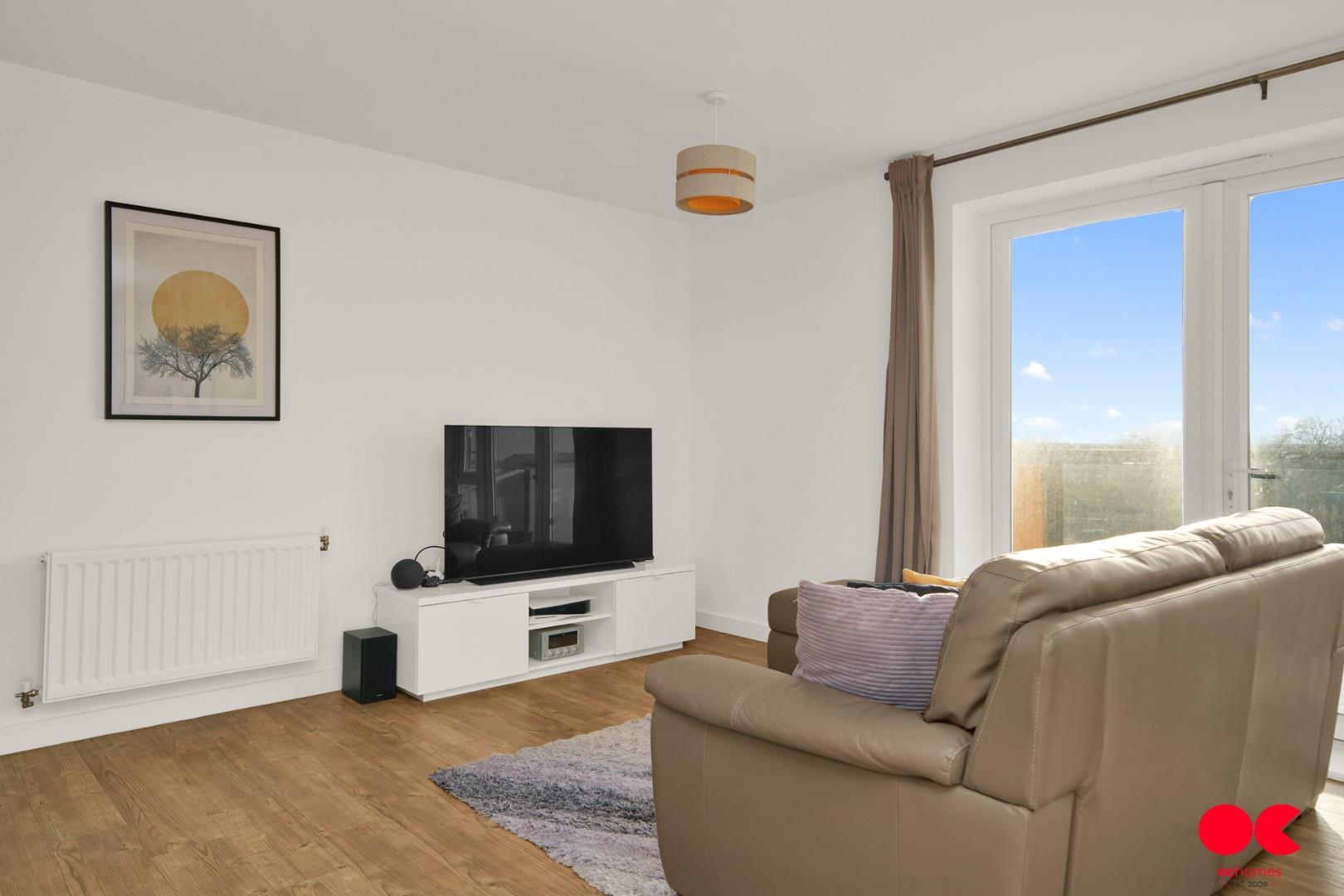 2 bed flat to rent in Handley Page Road, Barking  - Property Image 11