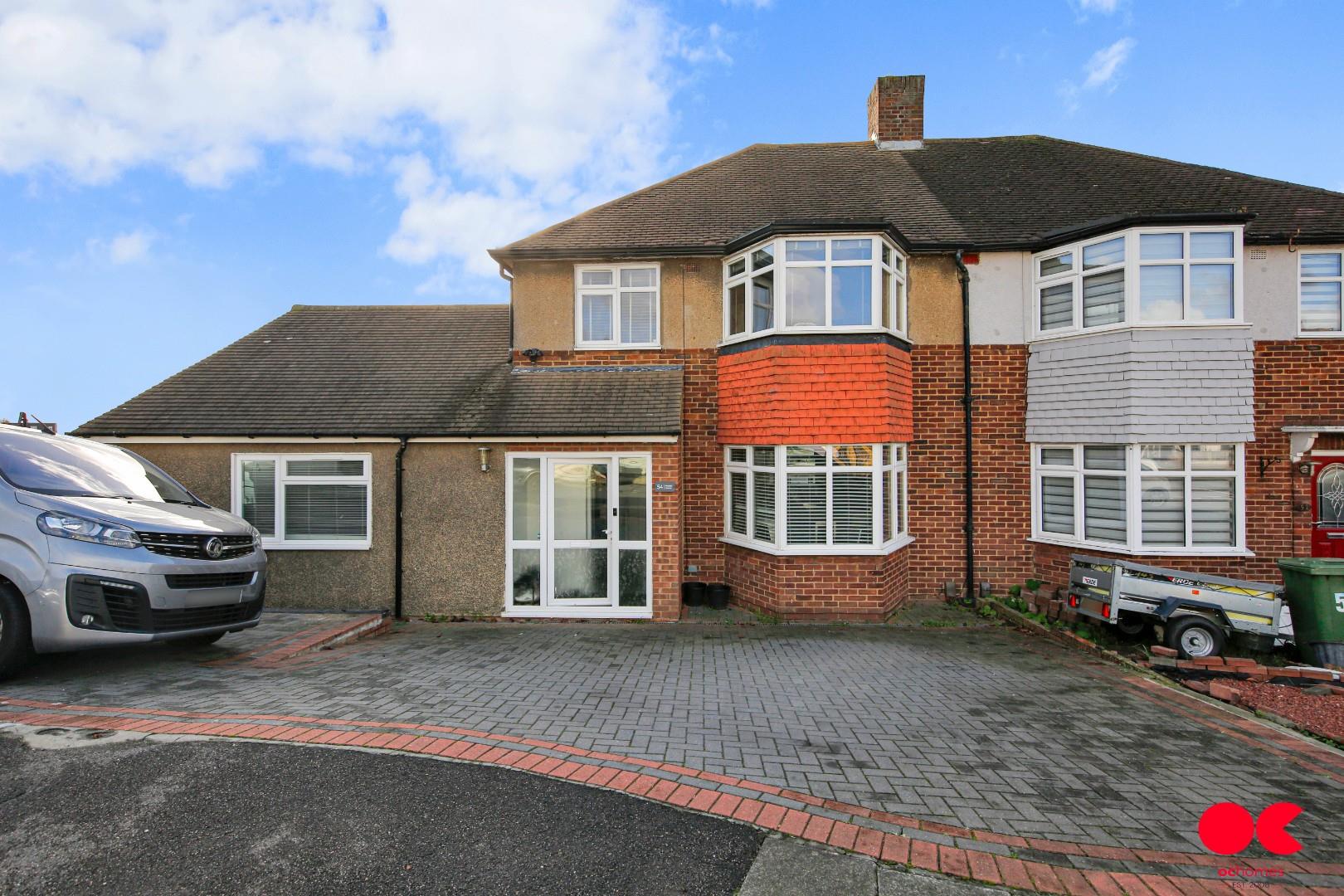 4 bed semi-detached house to rent in Playfield Avenue, Romford  - Property Image 6