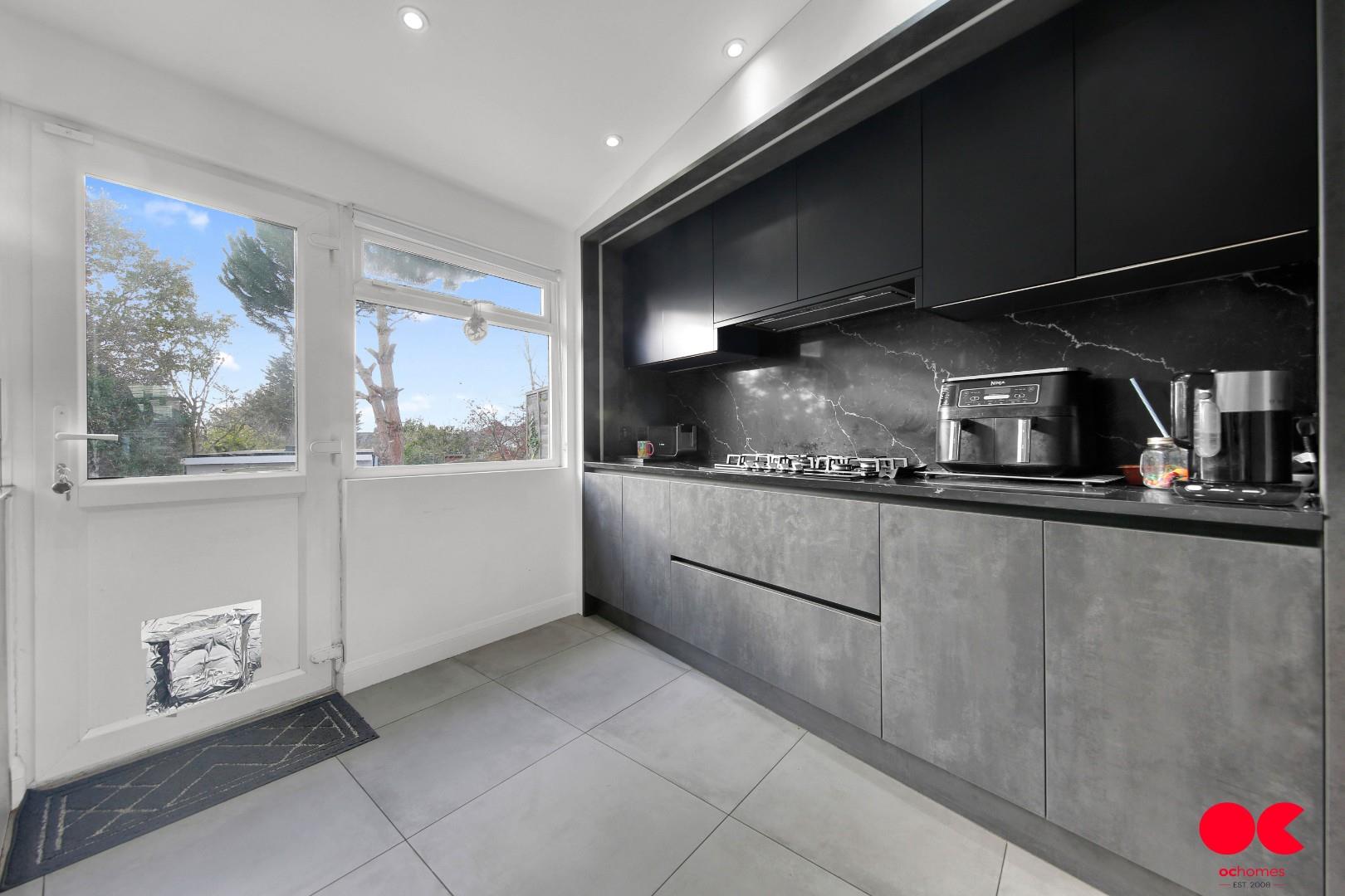 4 bed semi-detached house to rent in Playfield Avenue, Romford  - Property Image 15