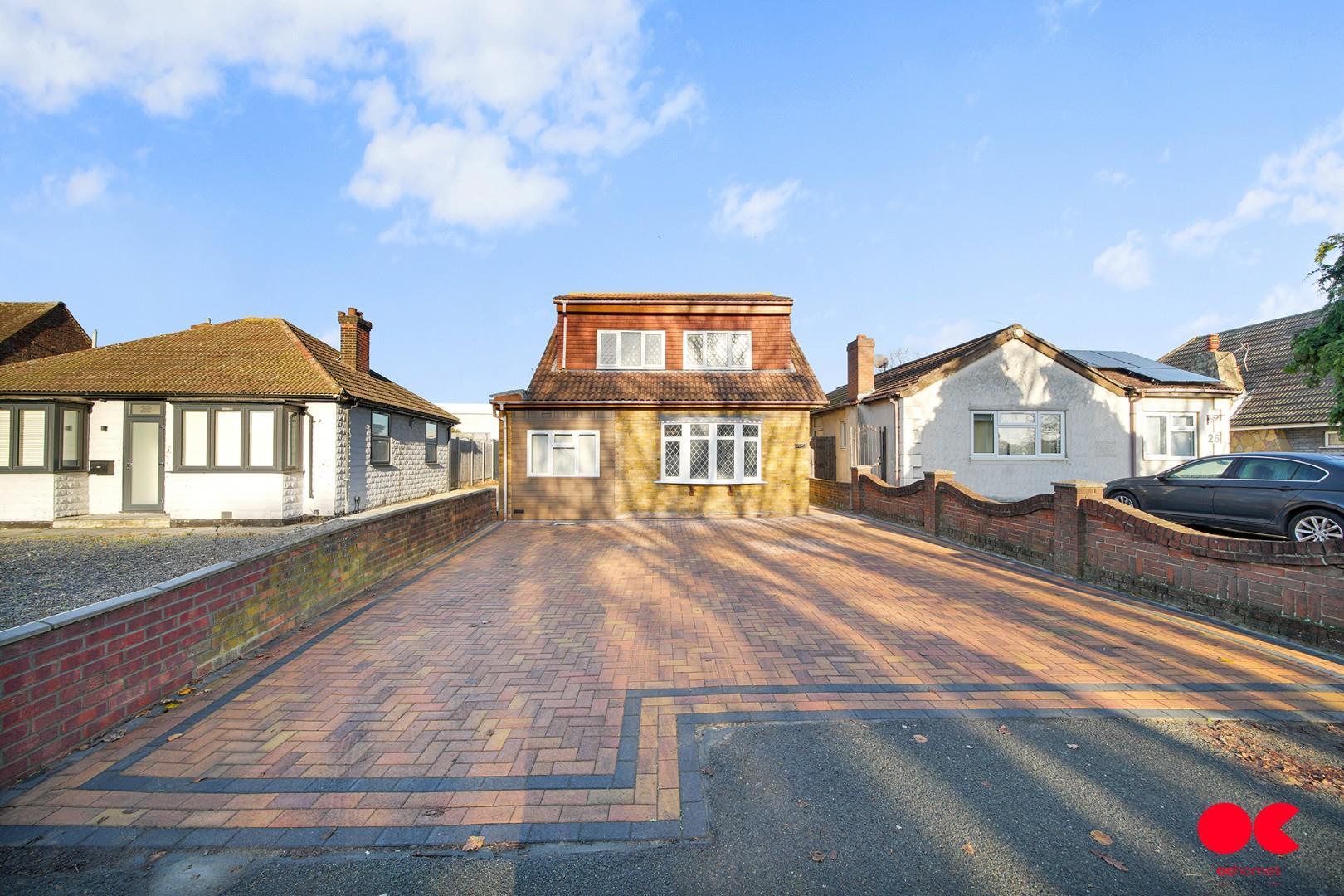5 bed detached house for sale in Crow Lane, Romford - Property Image 1