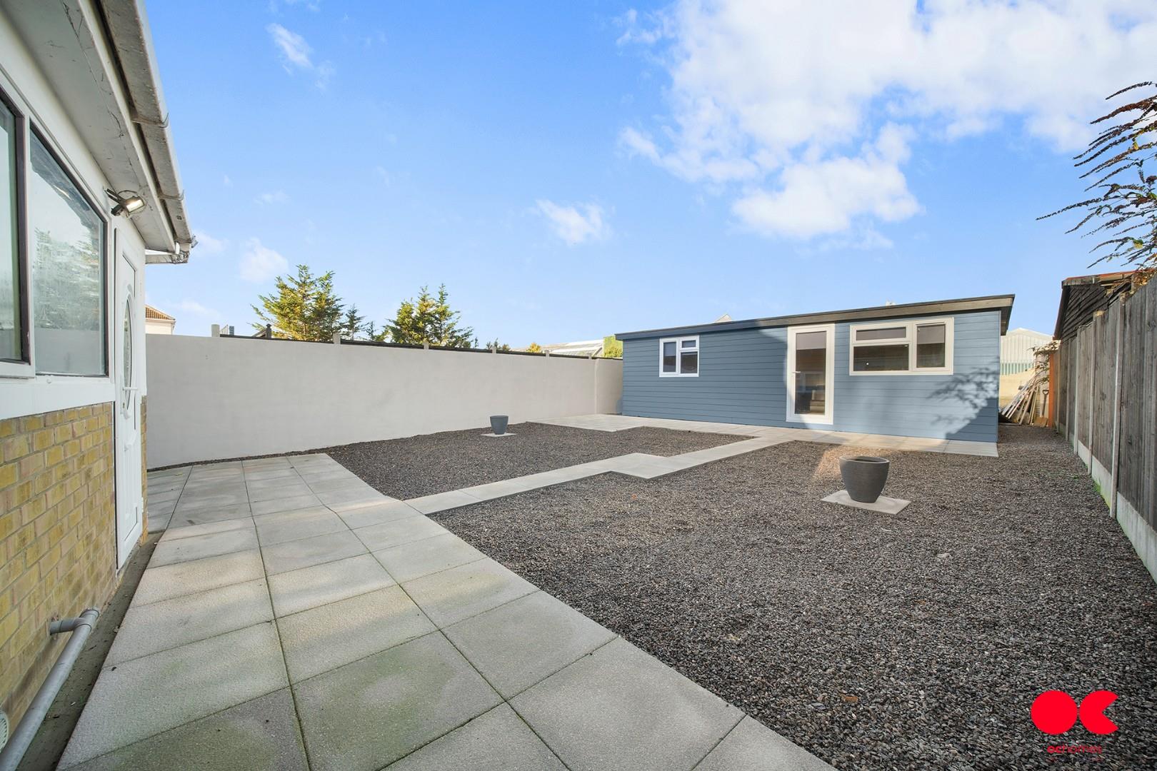 5 bed detached house for sale in Crow Lane, Romford  - Property Image 4