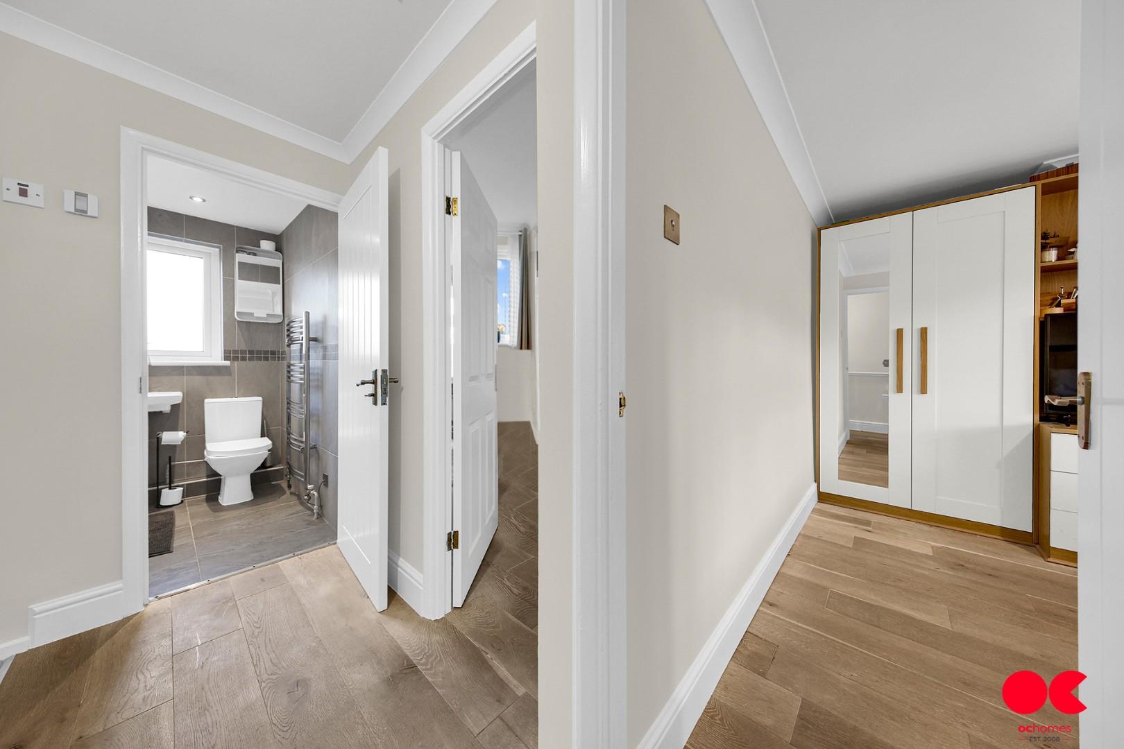 3 bed terraced house for sale in South Hall Drive, Rainham  - Property Image 18