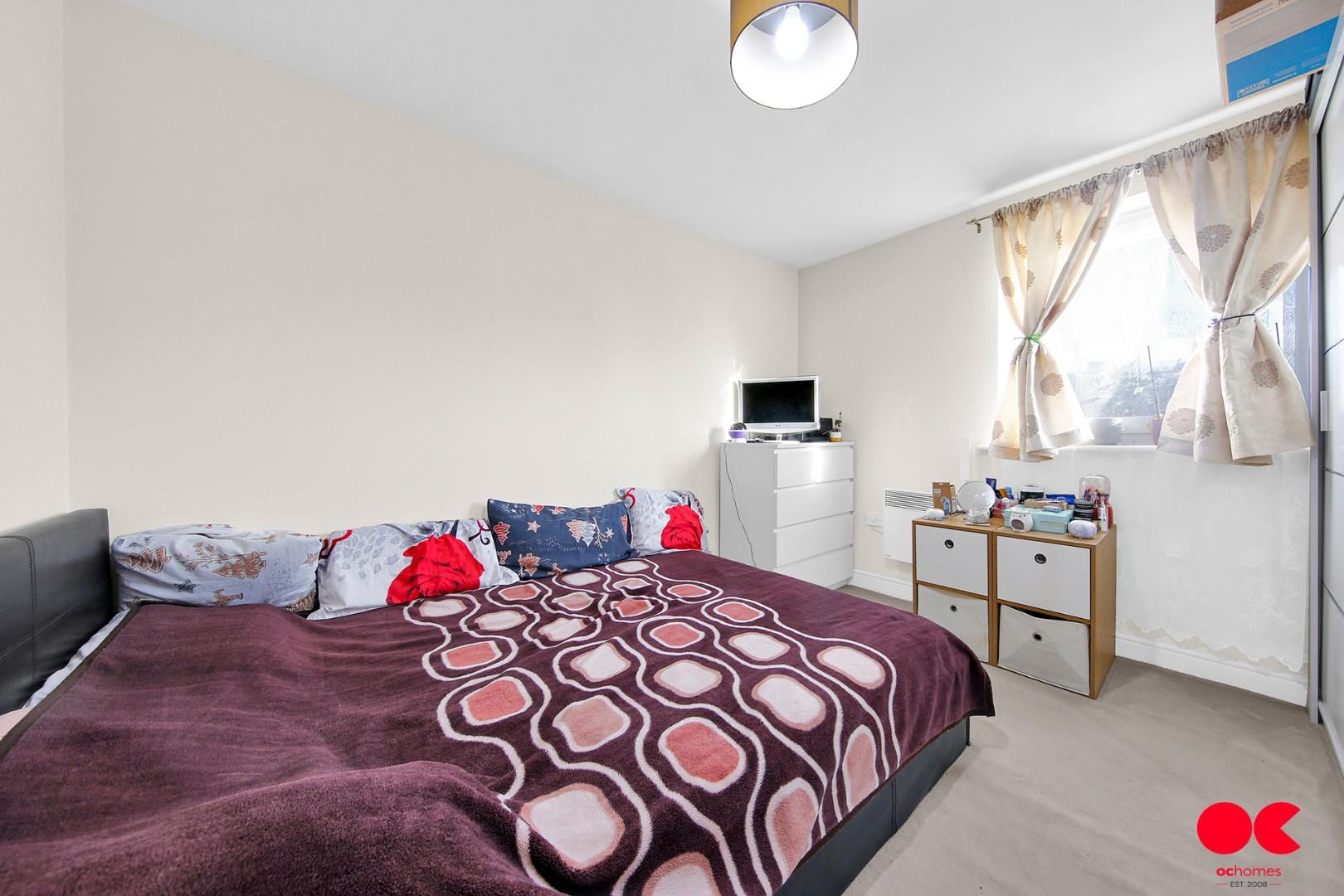 1 bed flat for sale in Argent Street, Grays  - Property Image 5