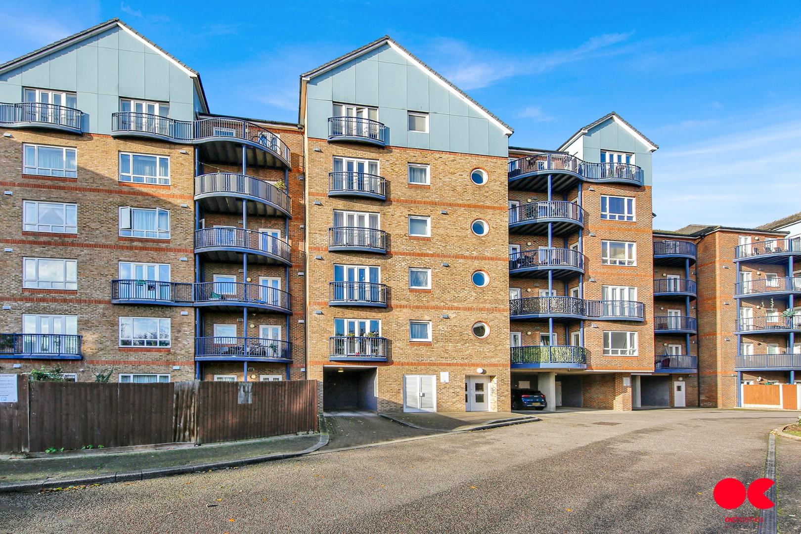 1 bed flat for sale in Argent Street, Grays