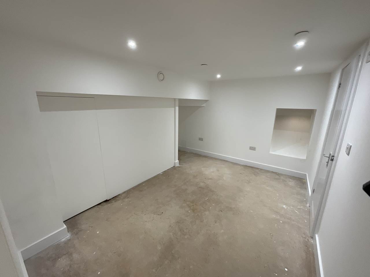 1 bed studio flat to rent in Office Portway, Stratford, E15 