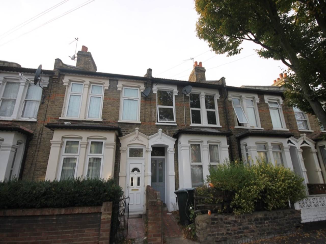 1 bed flat to rent in Geere Road, Stratford, E15 