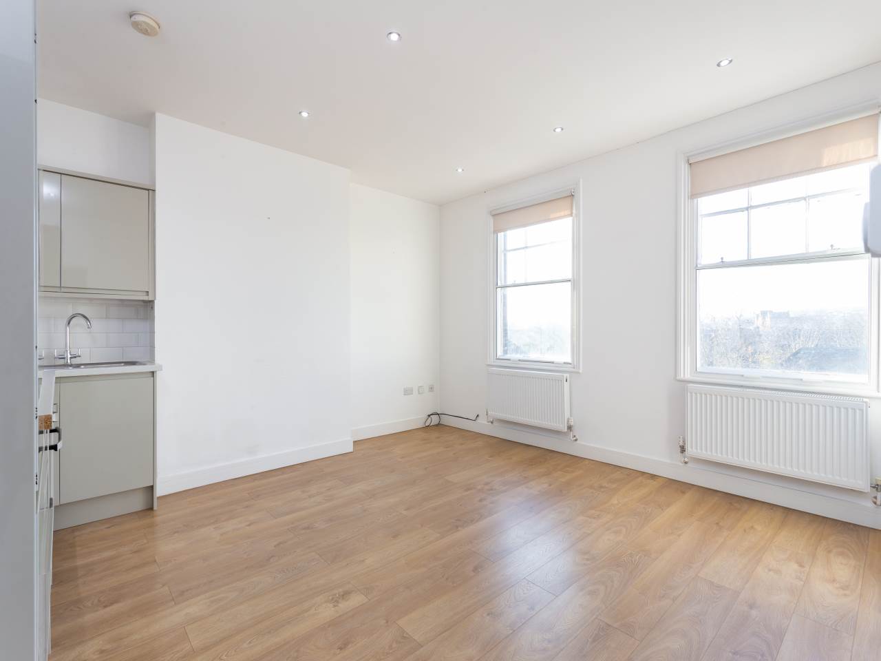 1 bed flat to rent in Bromley Road, Catford 1