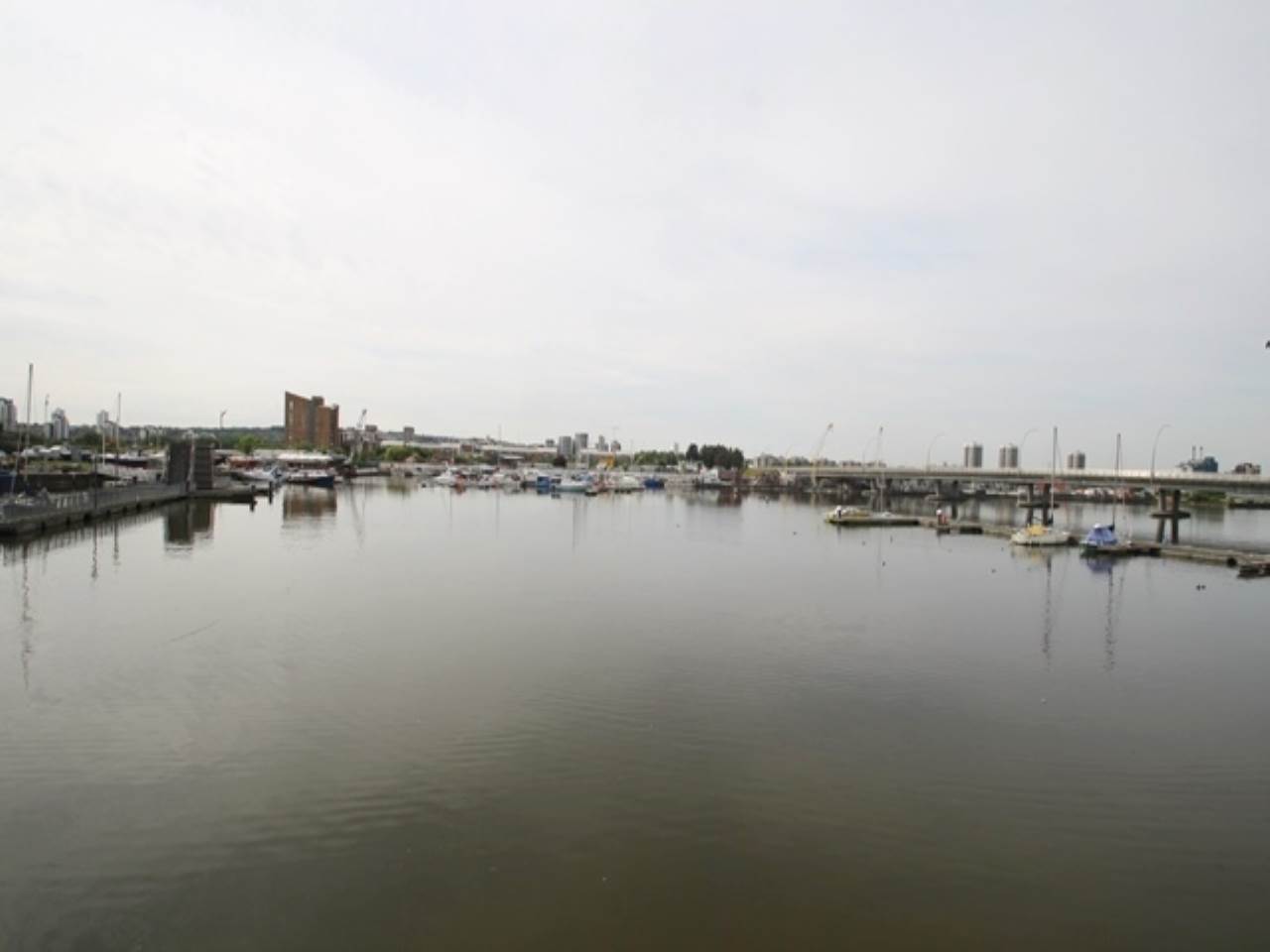 2 bed flat to rent in The Mast, Albert Basin Way 4