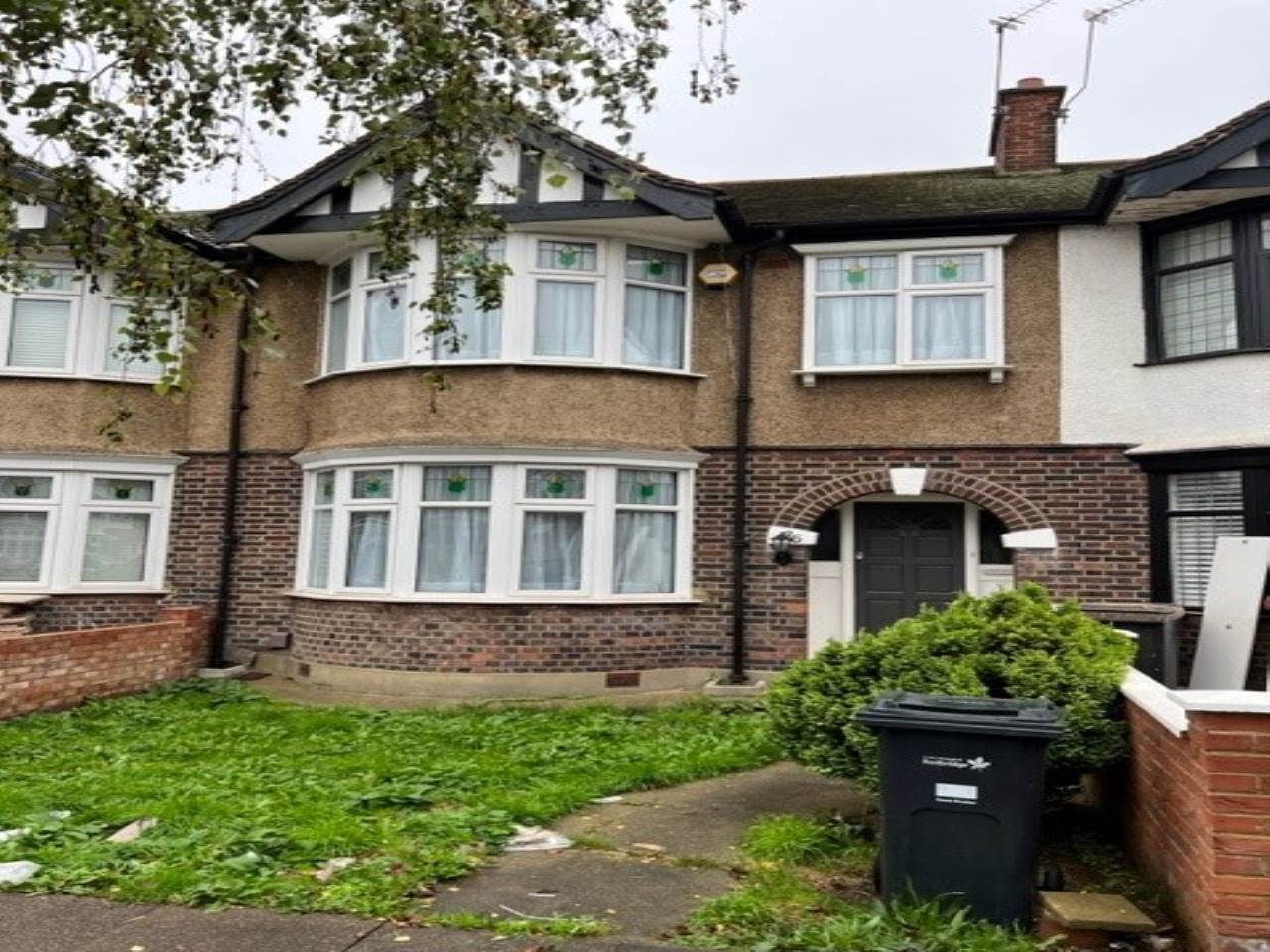 4 bed house to rent in Arandora Crescent, Chadwell Heath 0