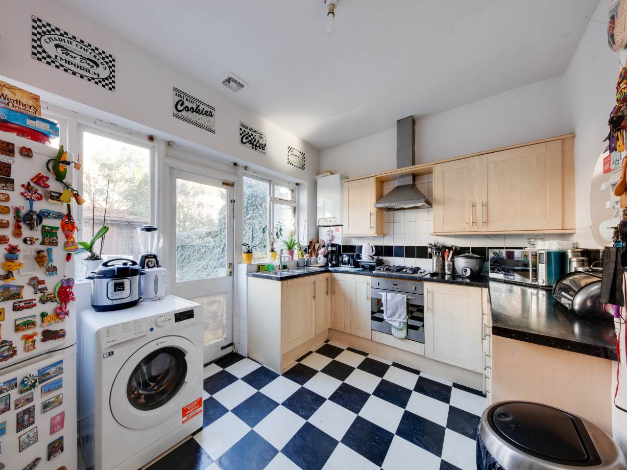 2 bed house for sale in Montpellier Gardens   - Property Image 8