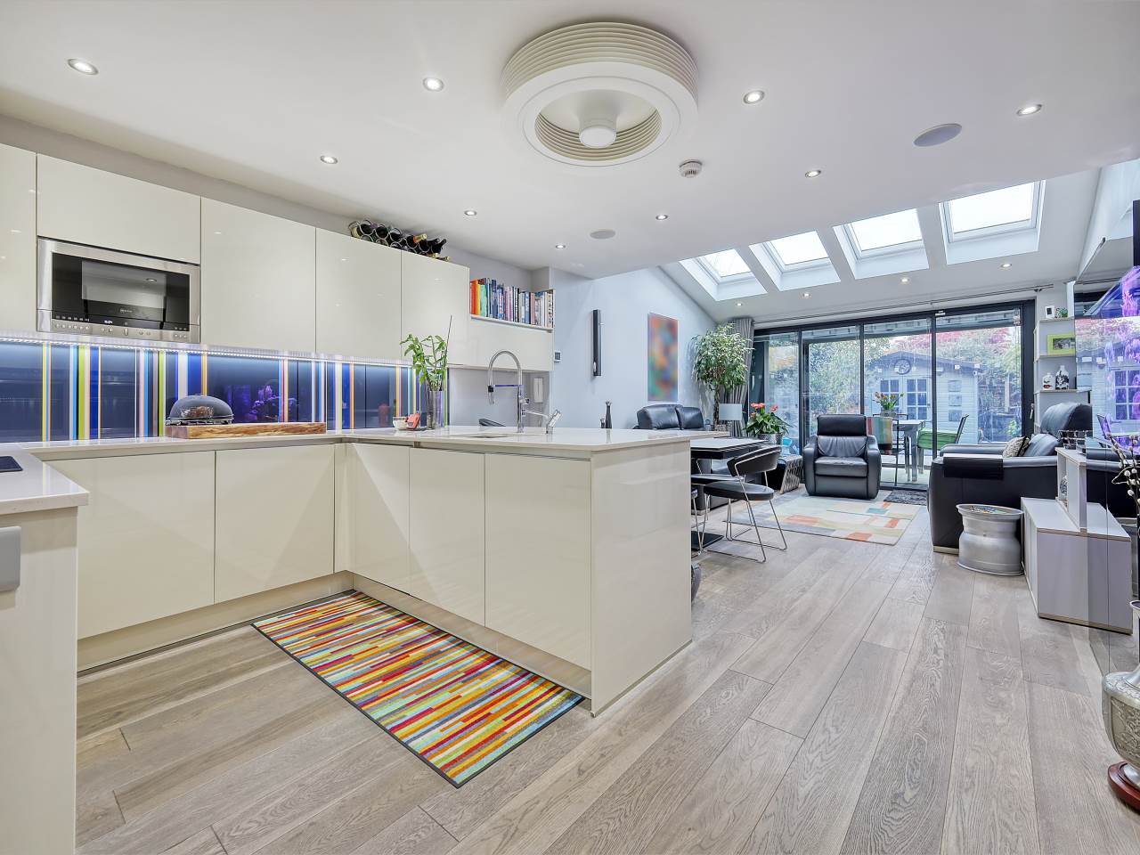 4 bed house for sale in Clarendon Road, South Woodford 2