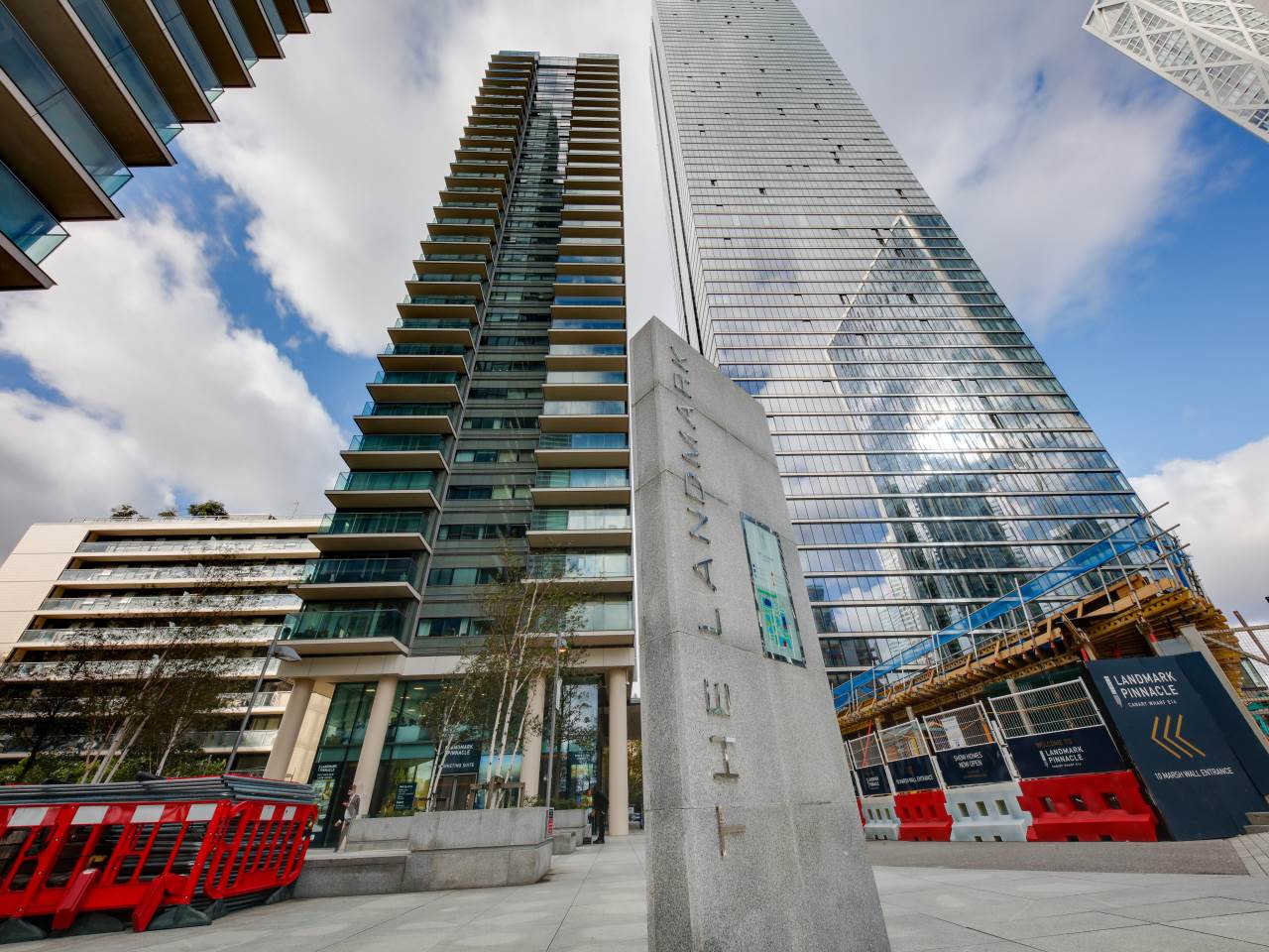 This spacious 2 bedroom, 2 bedroom 5th Floor apartment located with Landmark West Tower just a few minutes walk to Canary Wharf.The property consists of open plan kitchen and living room, 2 bedrooms, 2 luxurious bathrooms (en-suite to master bedroom) and balcony with excellent views. Wooden flooring throughout, with carpeted bedrooms and video entry system.The development is host to private resident facilities including a 24hr concierge & gymnasium.992 Years Remaining On Lease
Service Charge: £2900.00 per 6 months
Ground Rent: £750 per annum