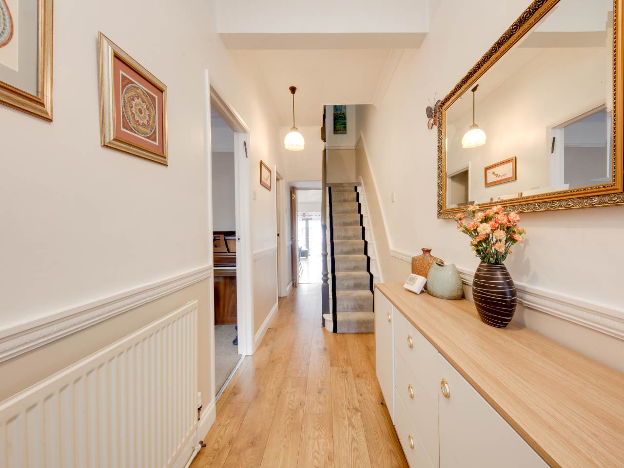4 bed house for sale in Carnavon Road, South Woodford 6