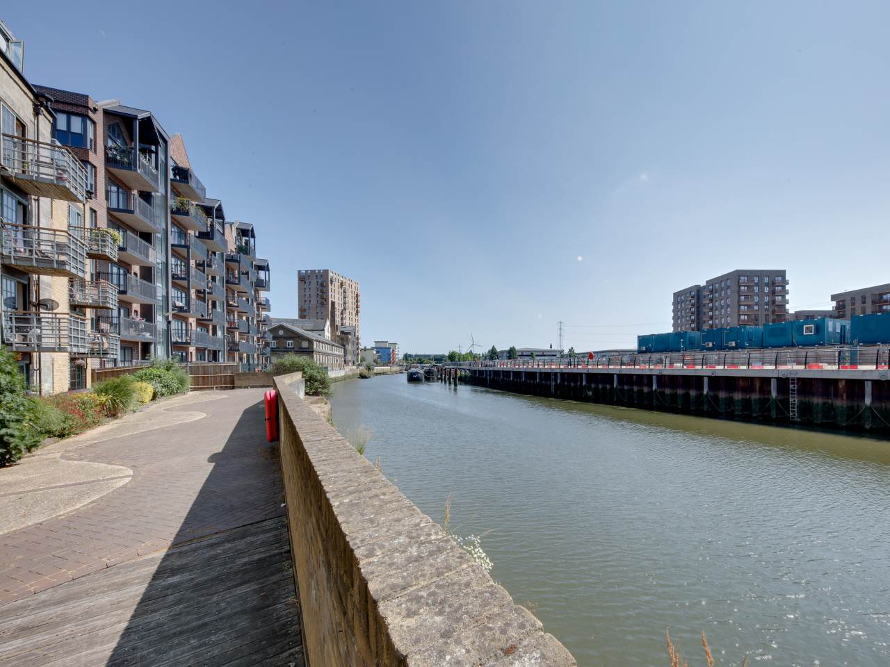 2 bed flat for sale in Hewetts Quay, Barking 10