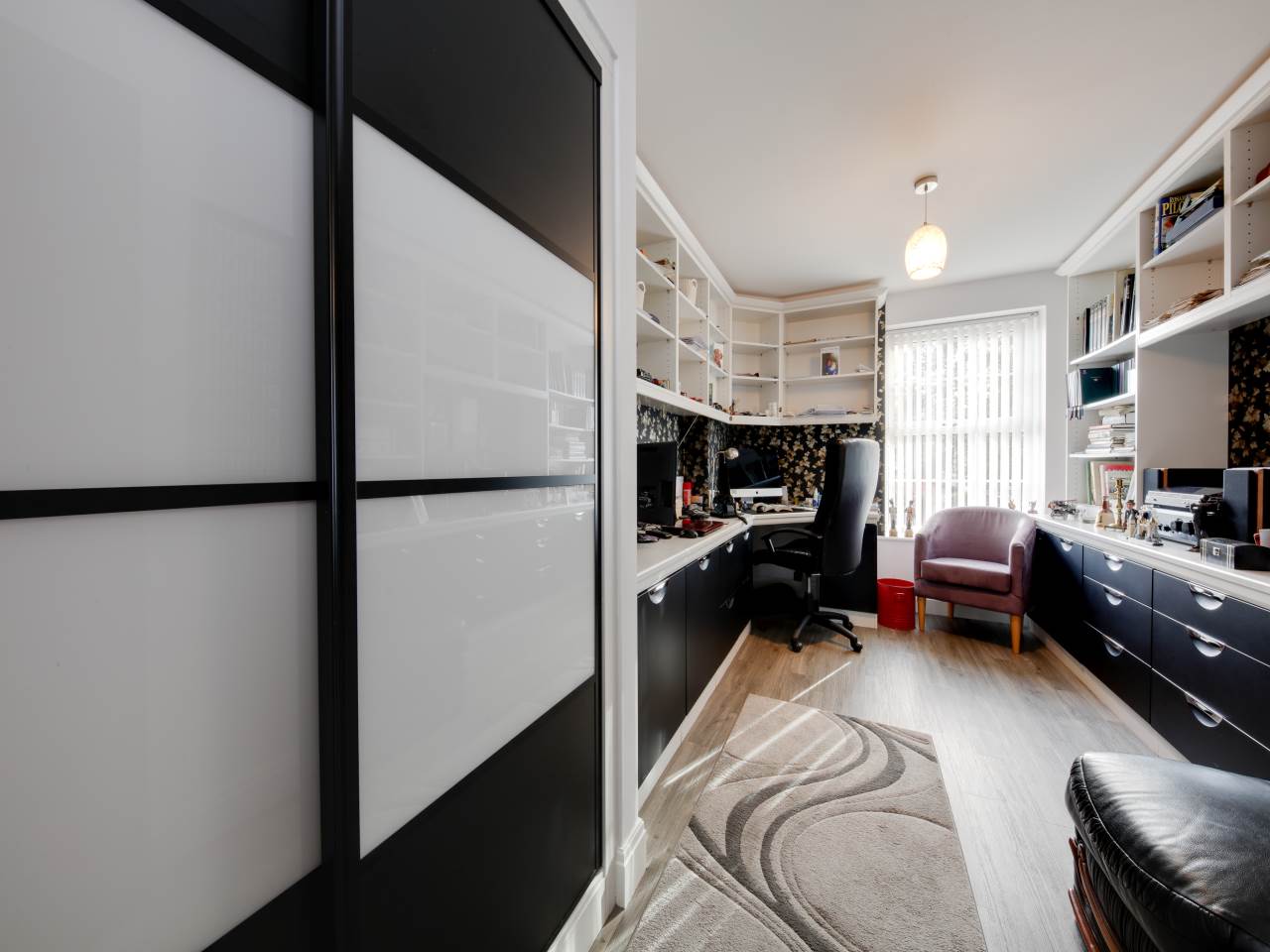 3 bed flat for sale in Manor Road, Chigwell  - Property Image 17