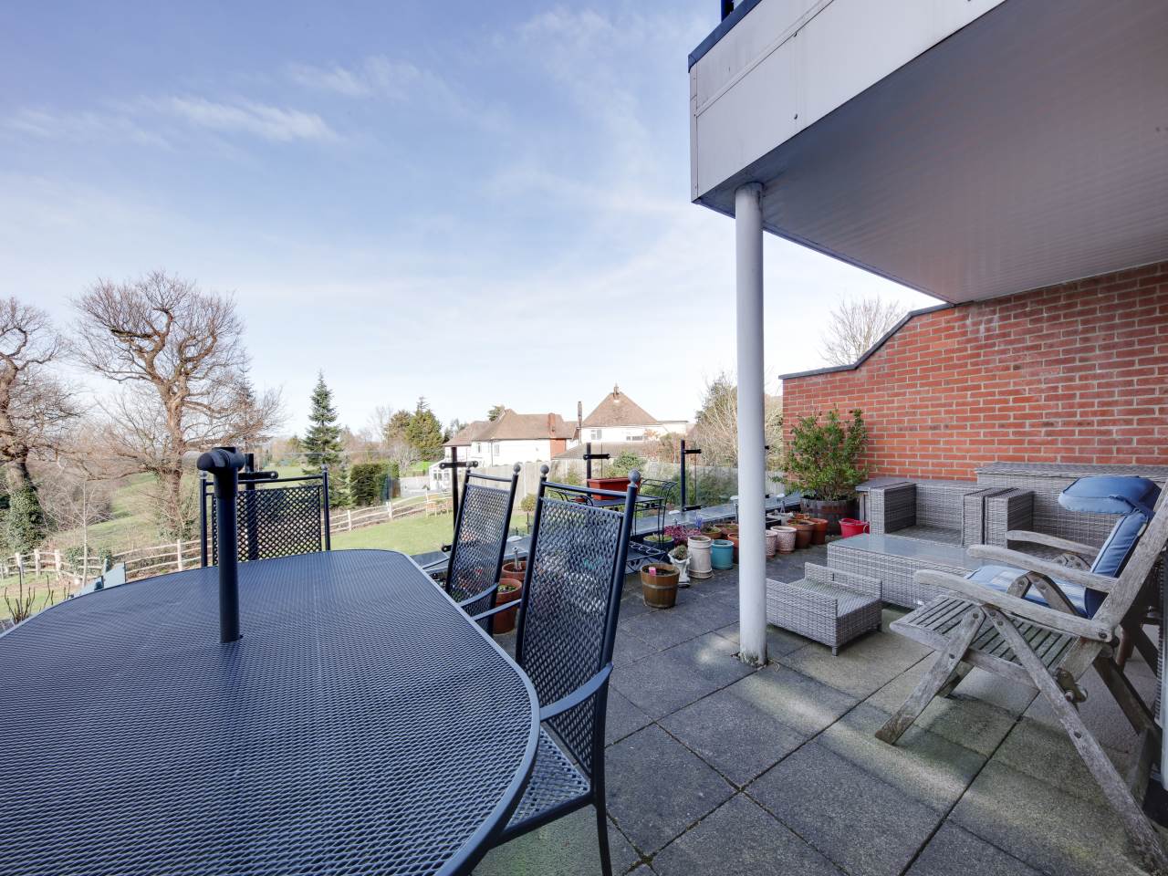 3 bed flat for sale in Manor Road, Chigwell 17