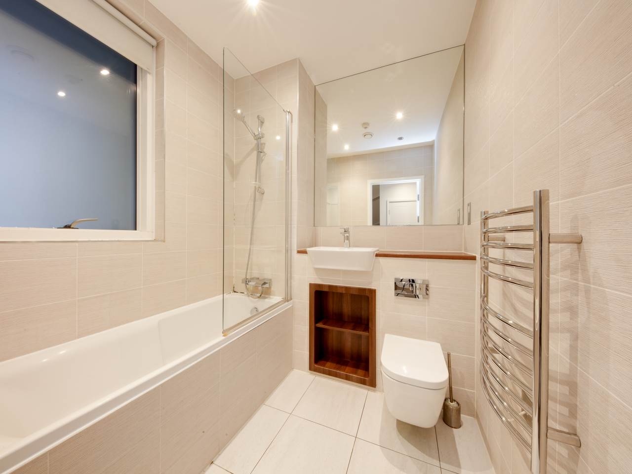 3 bed flat for sale in Peloton Avenue, Olympic Village 4