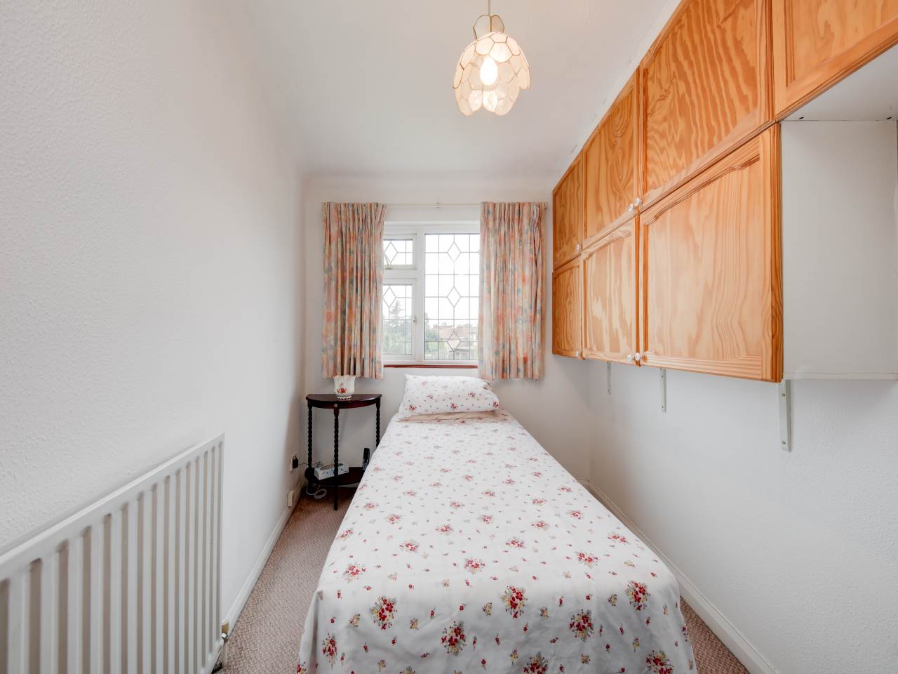 4 bed house for sale in Gaysham Avenue, Gants Hill  - Property Image 23