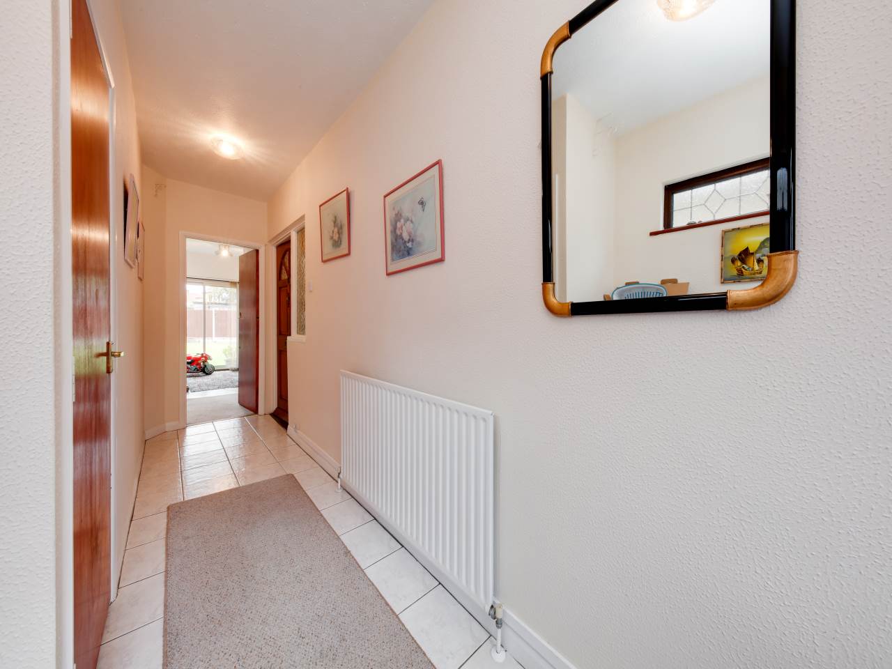 4 bed house for sale in Gaysham Avenue, Gants Hill 2