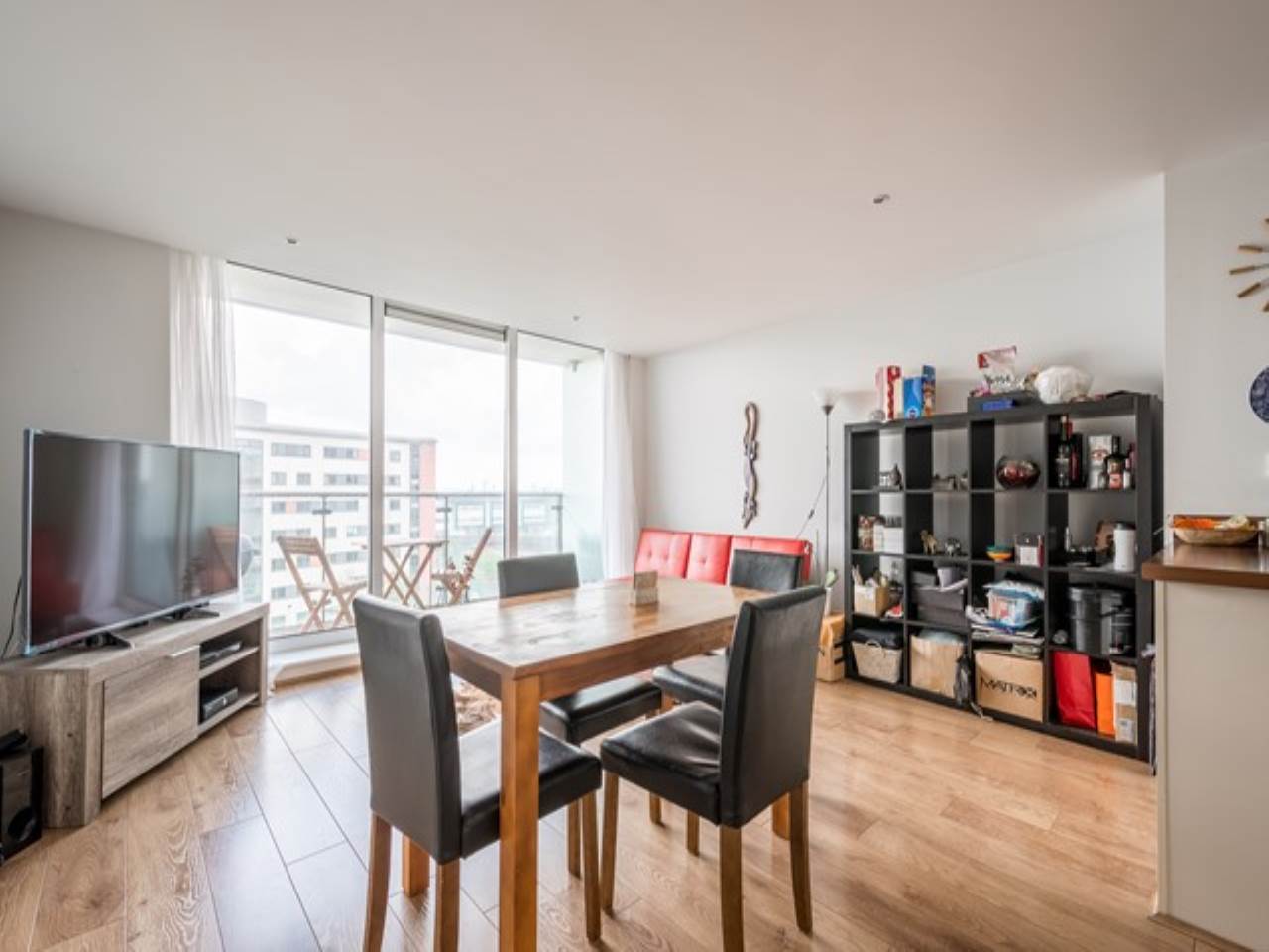 2 bed flat for sale in Fathom Court, 2 Basin Approach 0