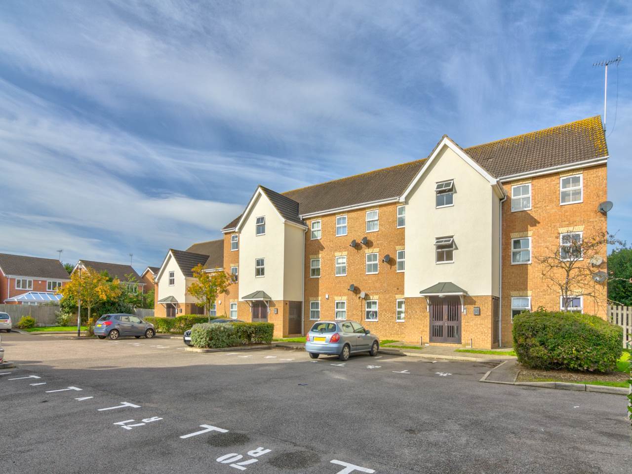 Lifestyle are pleased to market this 2 double bedroom apartment based within a quiet cul de sac in Waltham Abbey with excellent connections to the M25 and various other major roads.Property consists of spacious living room with separate kitchen that is fitted with all major appliances. Both bedrooms are good sizes with master including fitted wardrobes. Bathroom includes bath and shower and is full tiled.Other aspects include gas central heating, double glazed and allocated parking space.Years Remaining on Lease: 159
Service Charge: £1500.00 per annum
Ground Rent: £250.00 per annum
