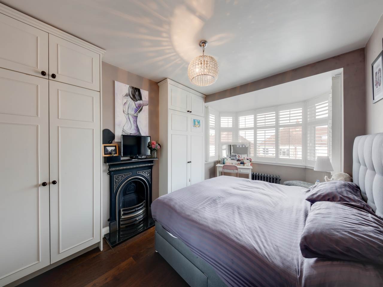 3 bed house for sale in Summit Drive, Woodford Green 8