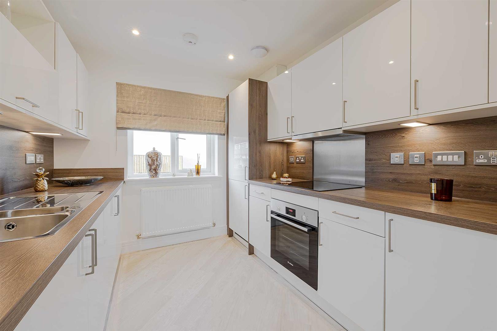 3 bed terraced house for sale in Ferniesyde Court, Falkirk  - Property Image 8