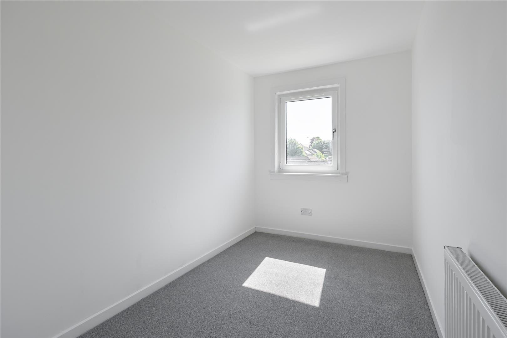 3 bed terraced house for sale in Dundaff Court, Denny 15