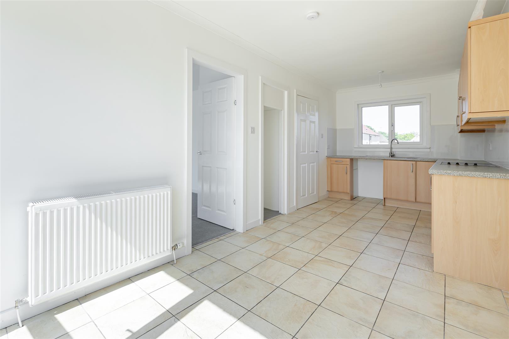 3 bed terraced house for sale in Dundaff Court, Denny 5