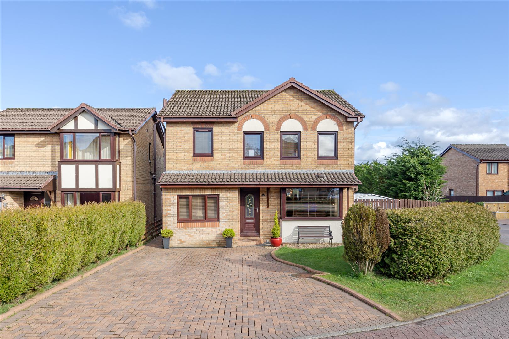 5 bed detached house for sale in Blantyre Gardens, Glasgow, G68 