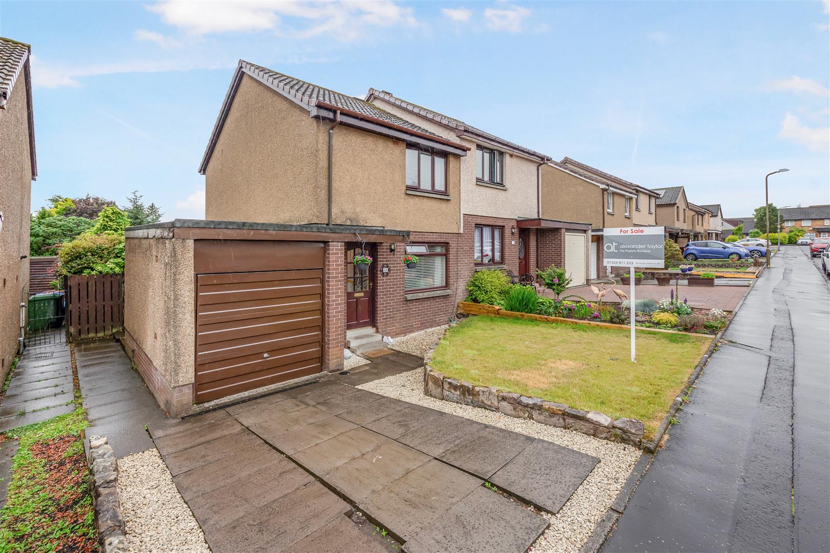 2 bed semi-detached house for sale in Glenbo Drive, Denny 0