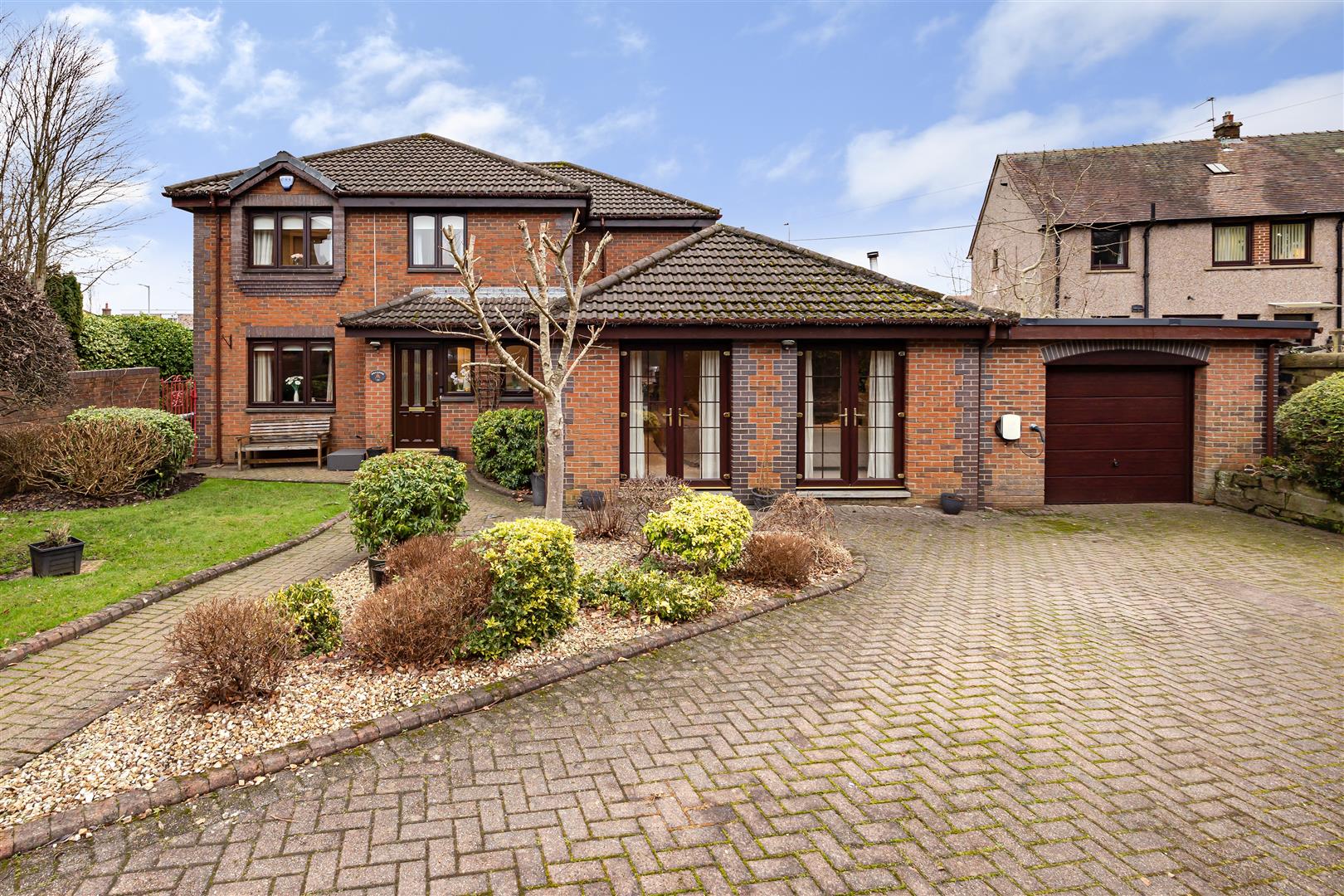 5 bed detached house for sale in Greenhorn's Well Drive, Falkirk  - Property Image 1