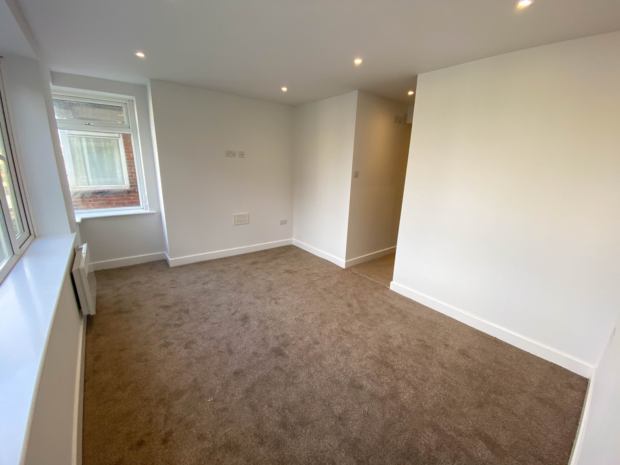 2 bed flat to rent in Grosvenor Court, Bournemouth  - Property Image 10