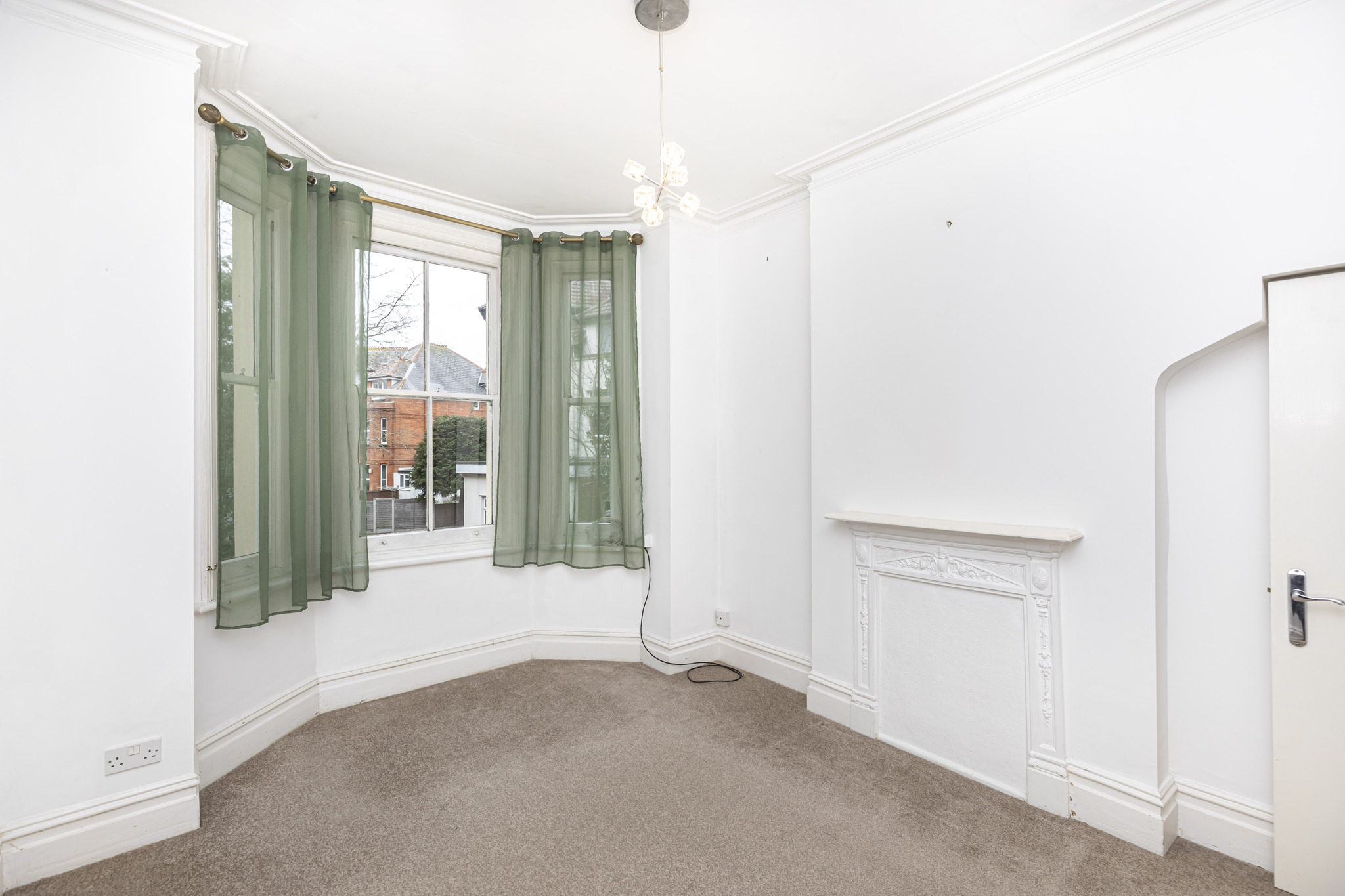 2 bed flat to rent in Spencer Road, Bournemouth  - Property Image 2