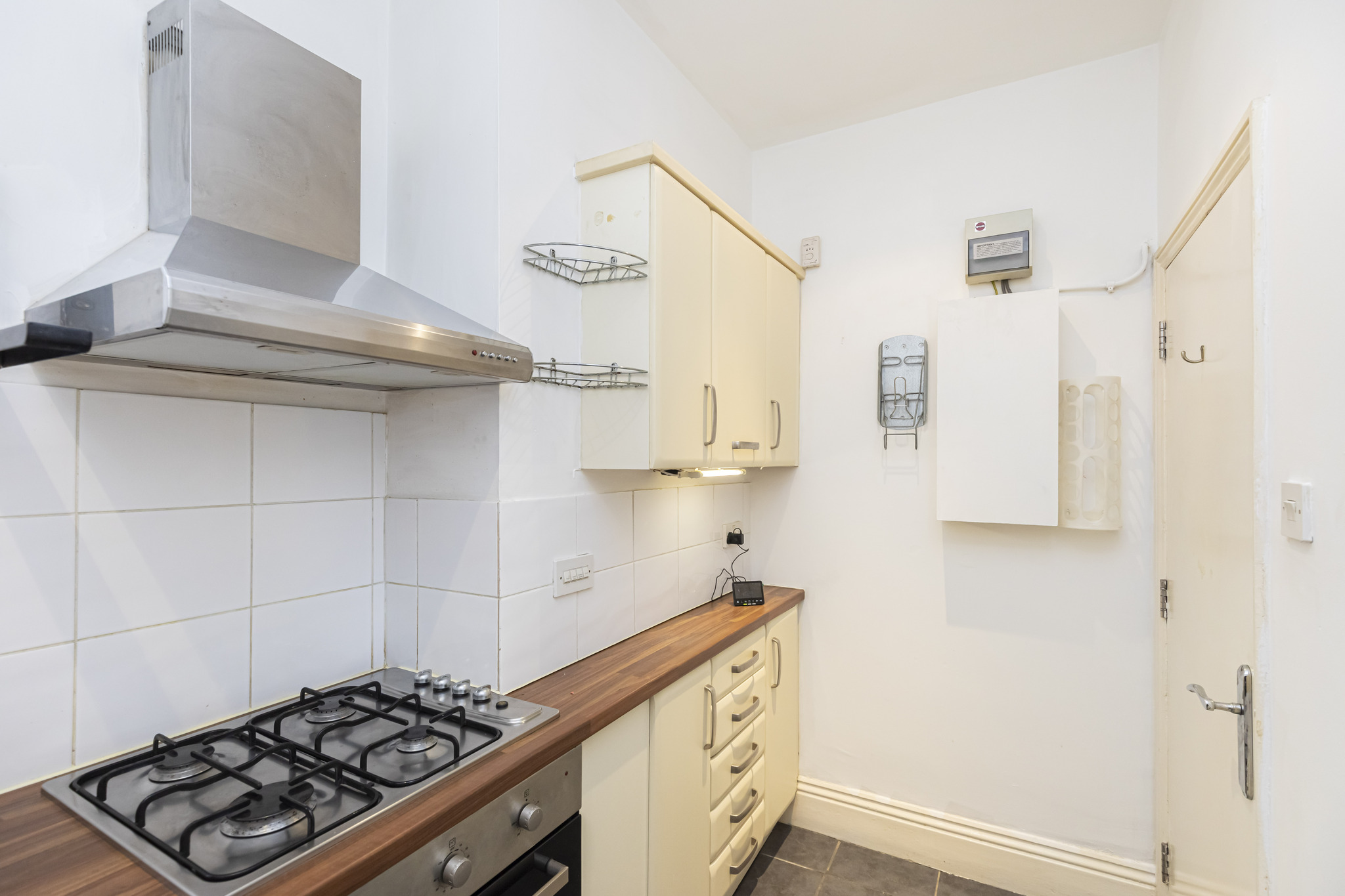 2 bed flat to rent in Spencer Road, Bournemouth  - Property Image 9