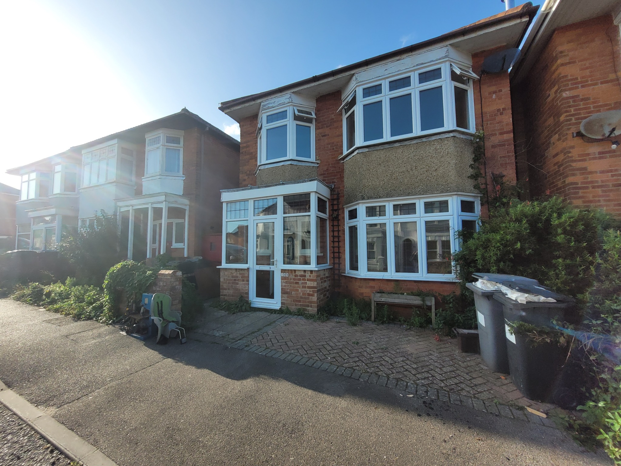 3 bed detached house to rent in Parkwood Road, Bournemouth - Property Image 1